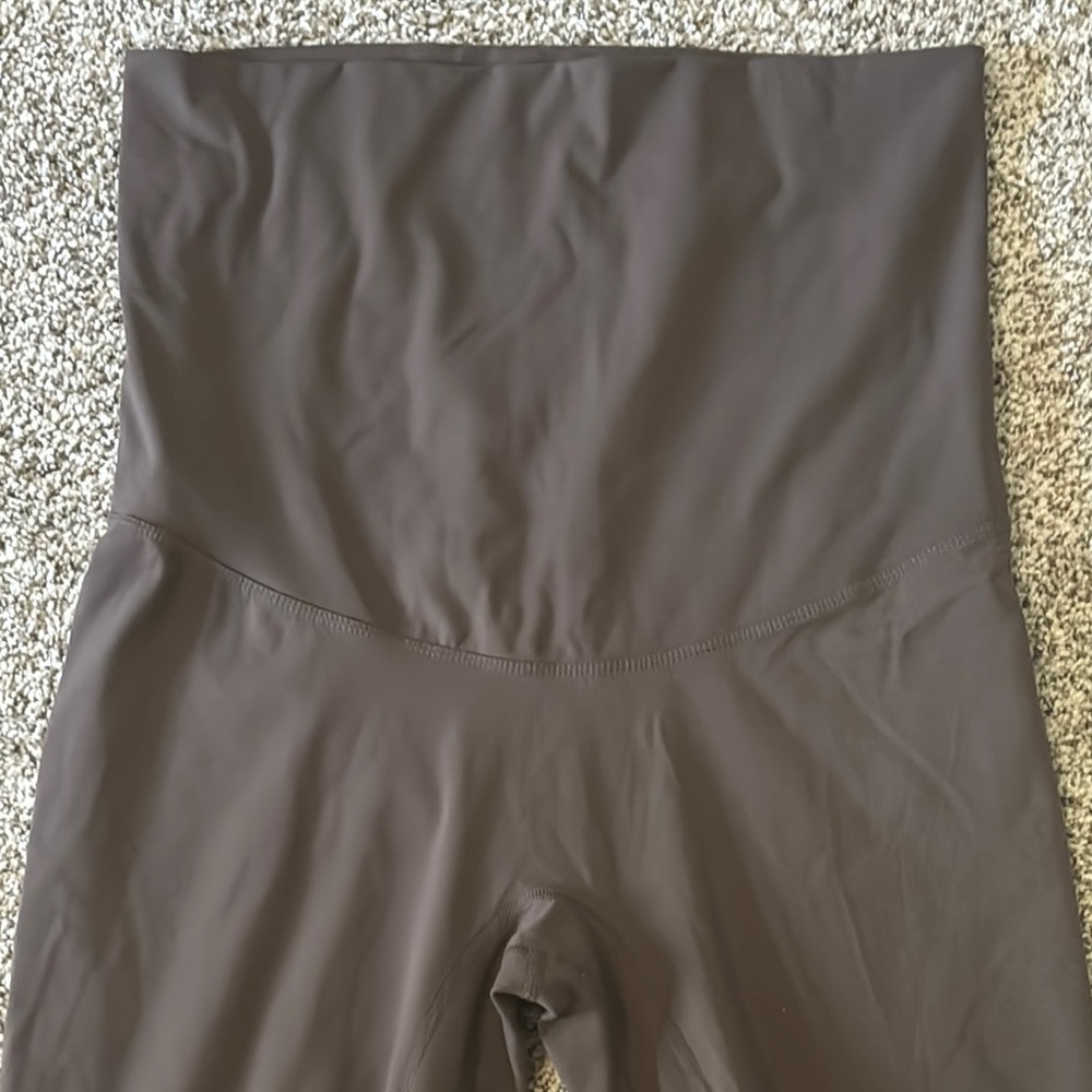 Poshdivah Black and Brown Maternity Leggings